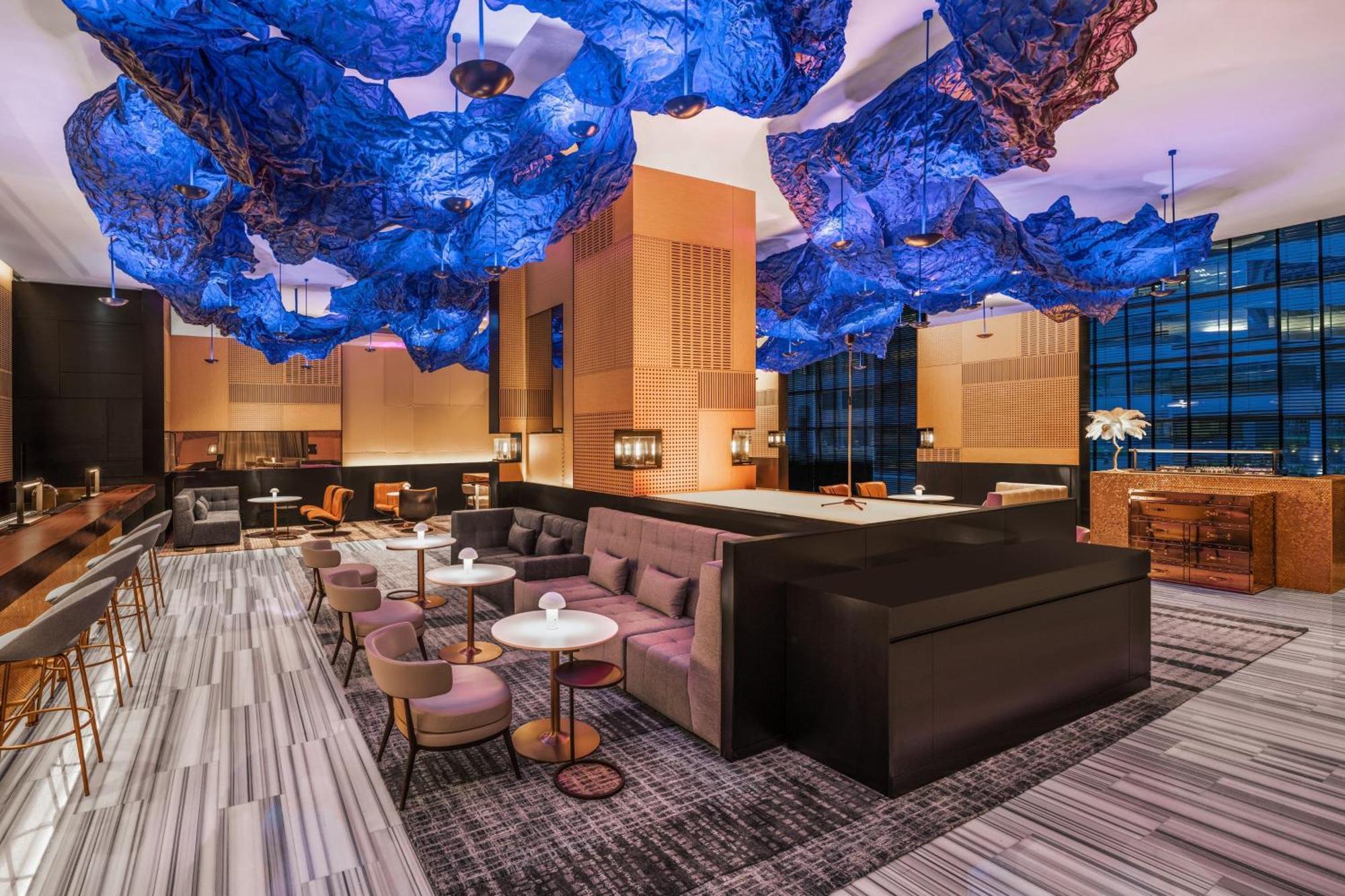 فندق دابليو بانجوك بانكوك المظهر الخارجي الصورة The lounge at the airport