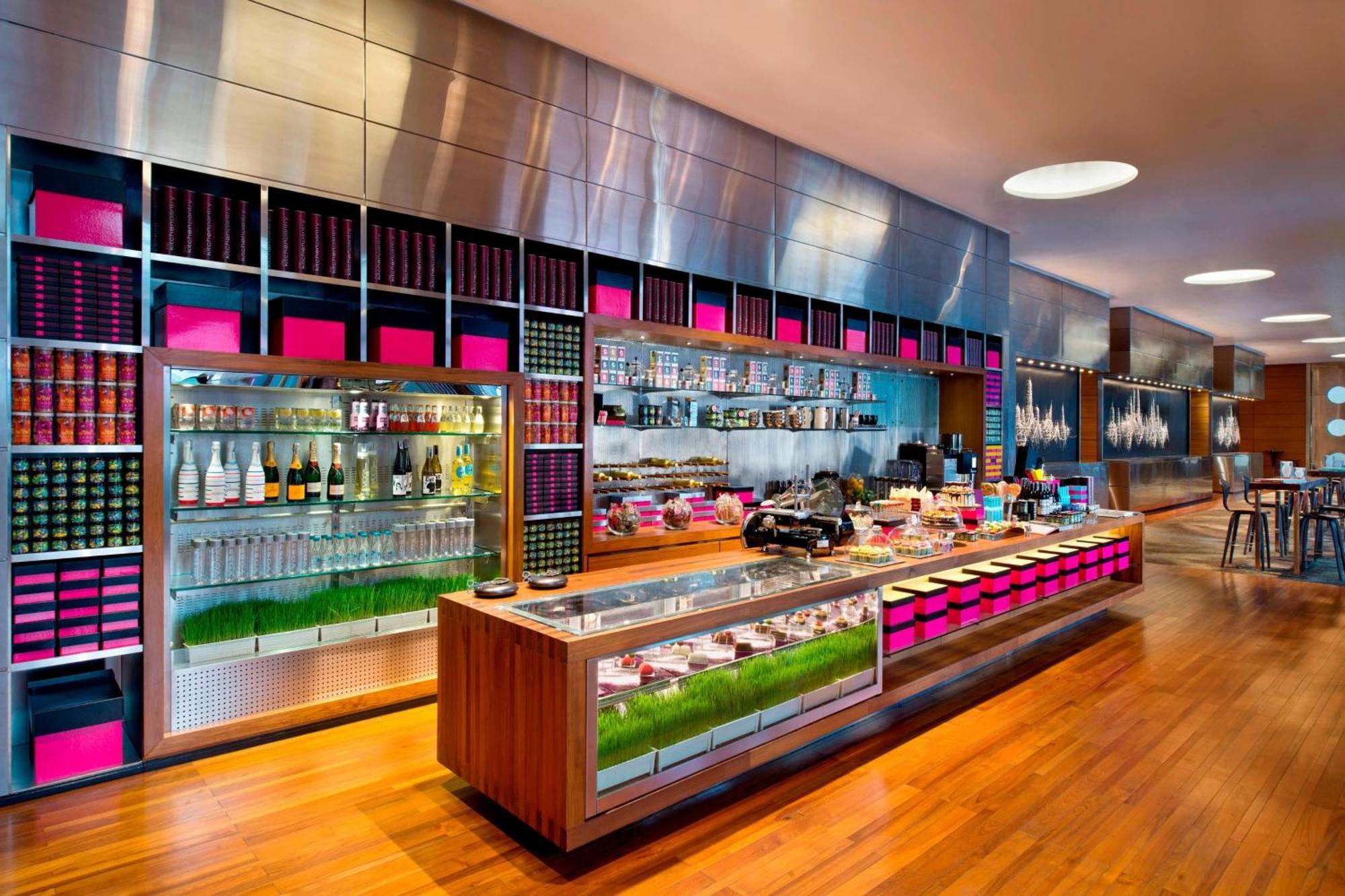 فندق دابليو بانجوك بانكوك المظهر الخارجي الصورة The W Lounge at Beijing Capital International Airport